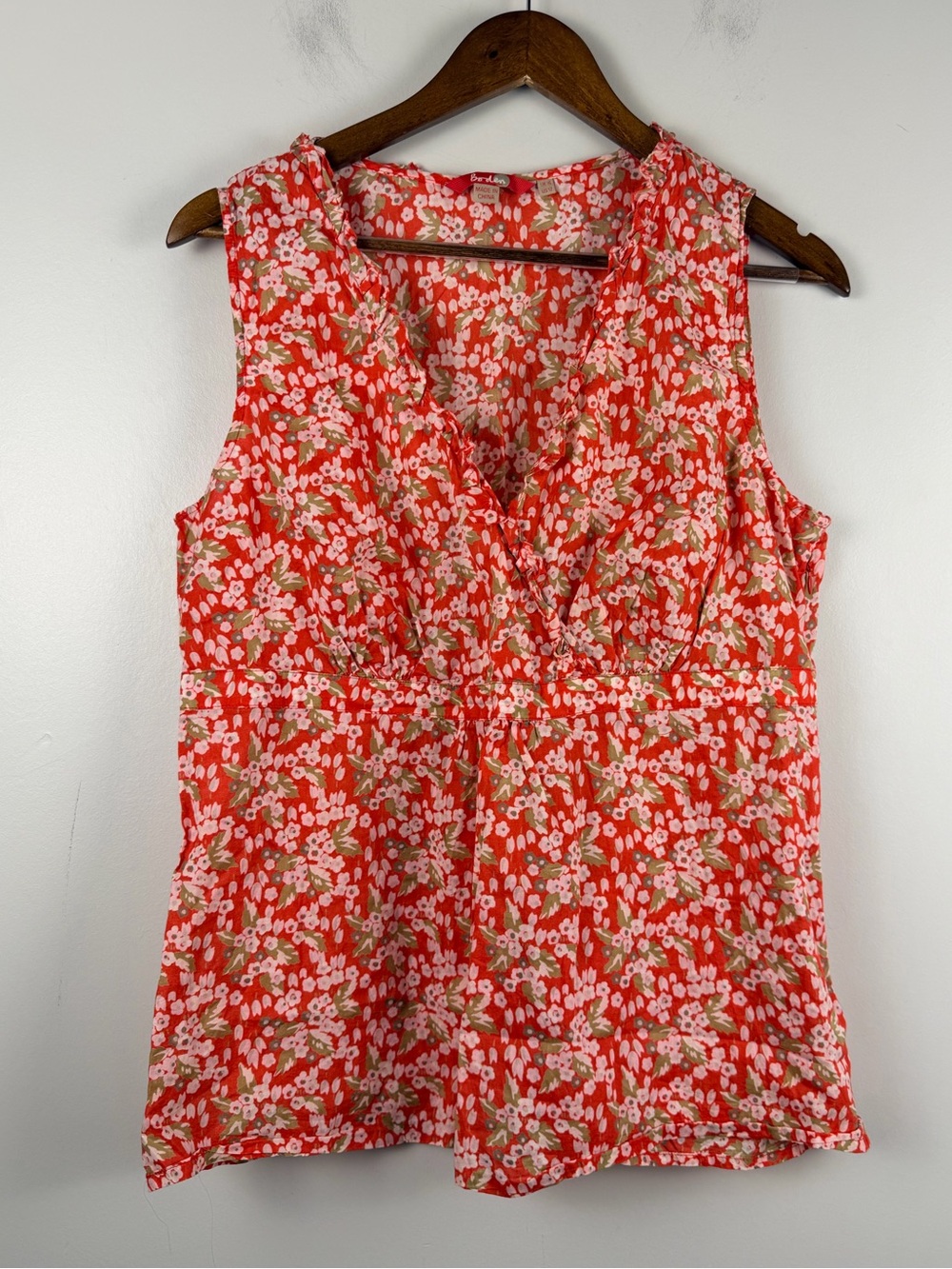 Boden sleeveless ditsy floral top size 12 in red white